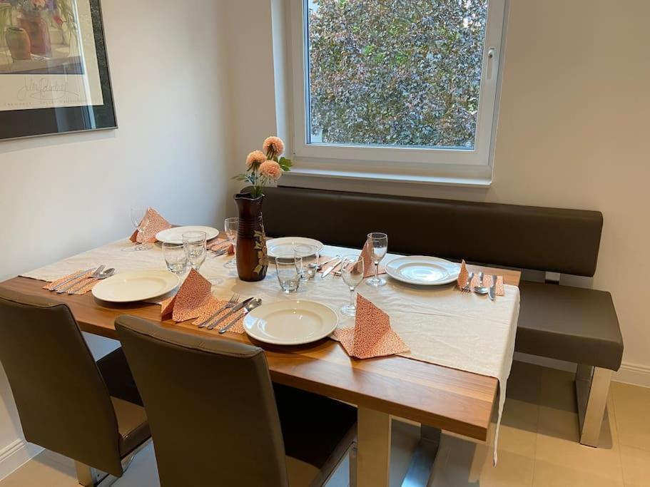 Luxury Apartment With Air Conditioning & Jaccuzzi Near Frankfurt Wiesbaden Hofheim am Taunus Luaran gambar