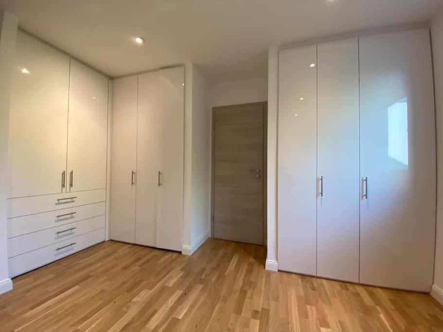 Luxury Apartment With Air Conditioning & Jaccuzzi Near Frankfurt Wiesbaden Hofheim am Taunus Luaran gambar